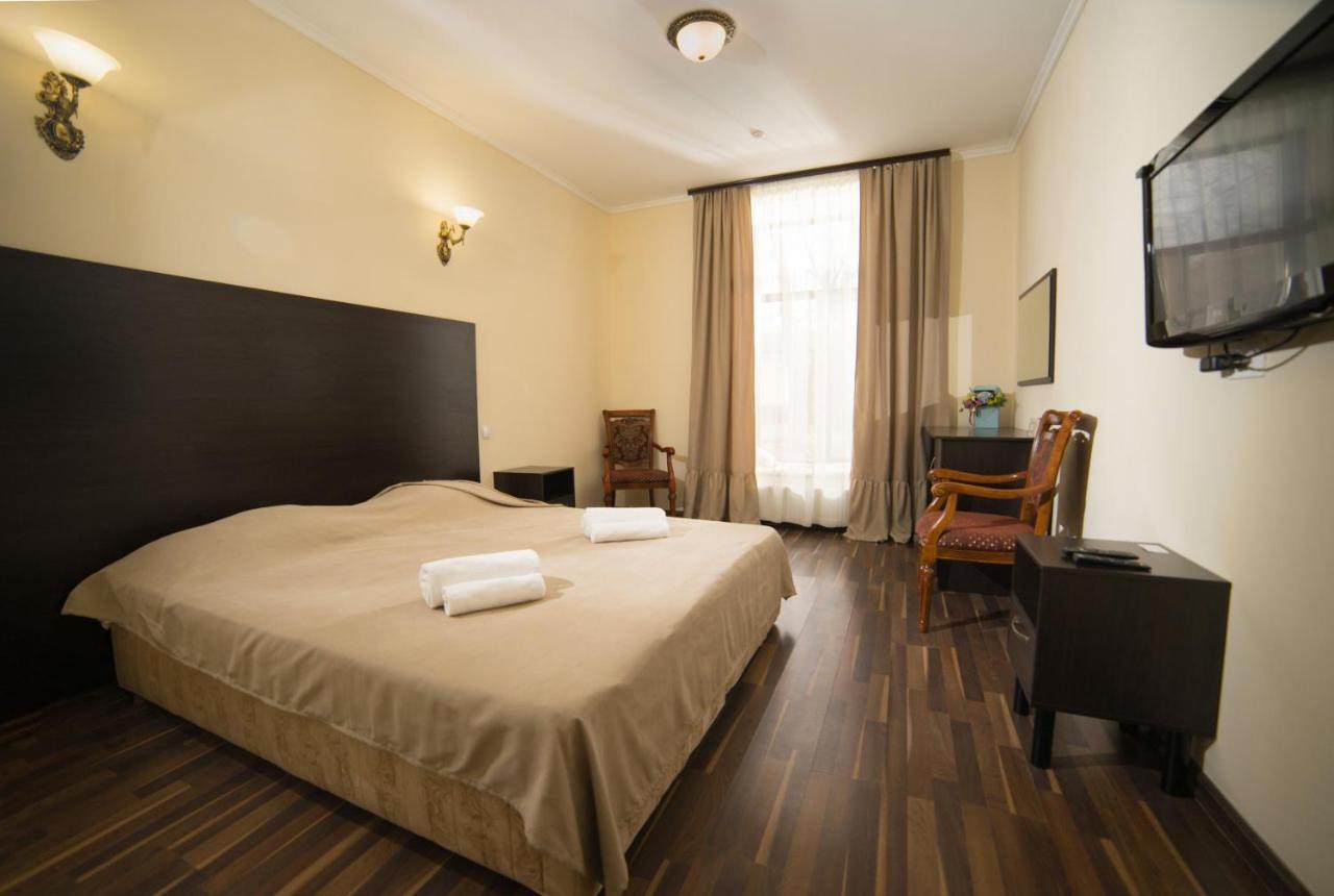 Alex Hotel オデッサ エクステリア 写真