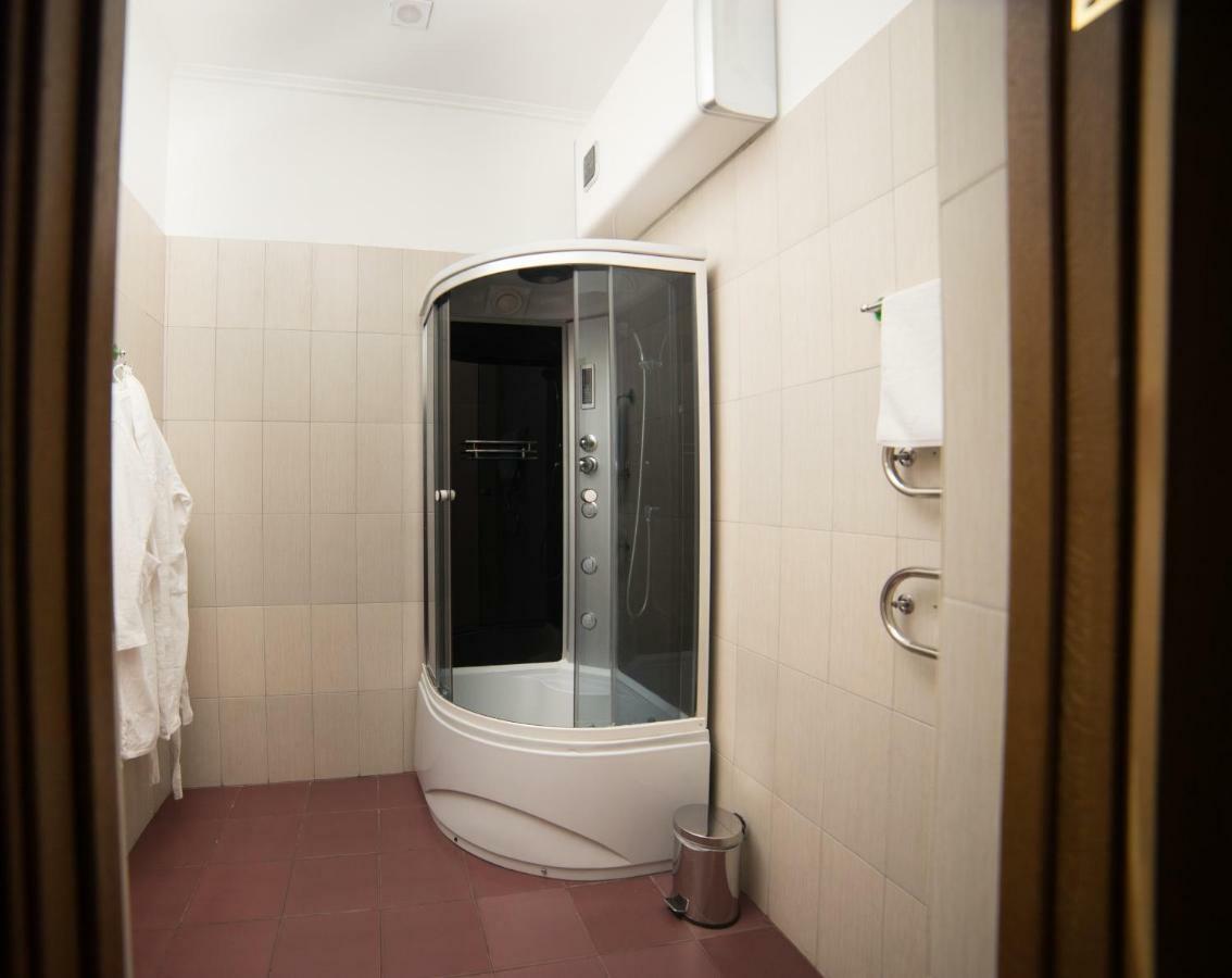 Alex Hotel オデッサ エクステリア 写真