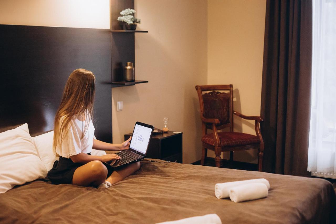 Alex Hotel オデッサ エクステリア 写真